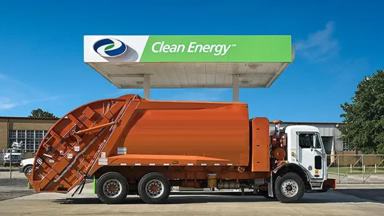clean energy fuels commercial lng fueling 1 768x432